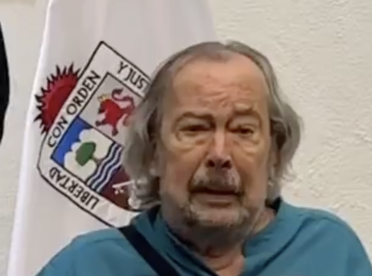 Se Baja del Barco